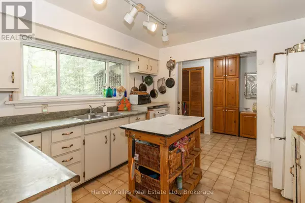 Bracebridge (draper), ON P1L1X1,1099 PETERSON ROAD