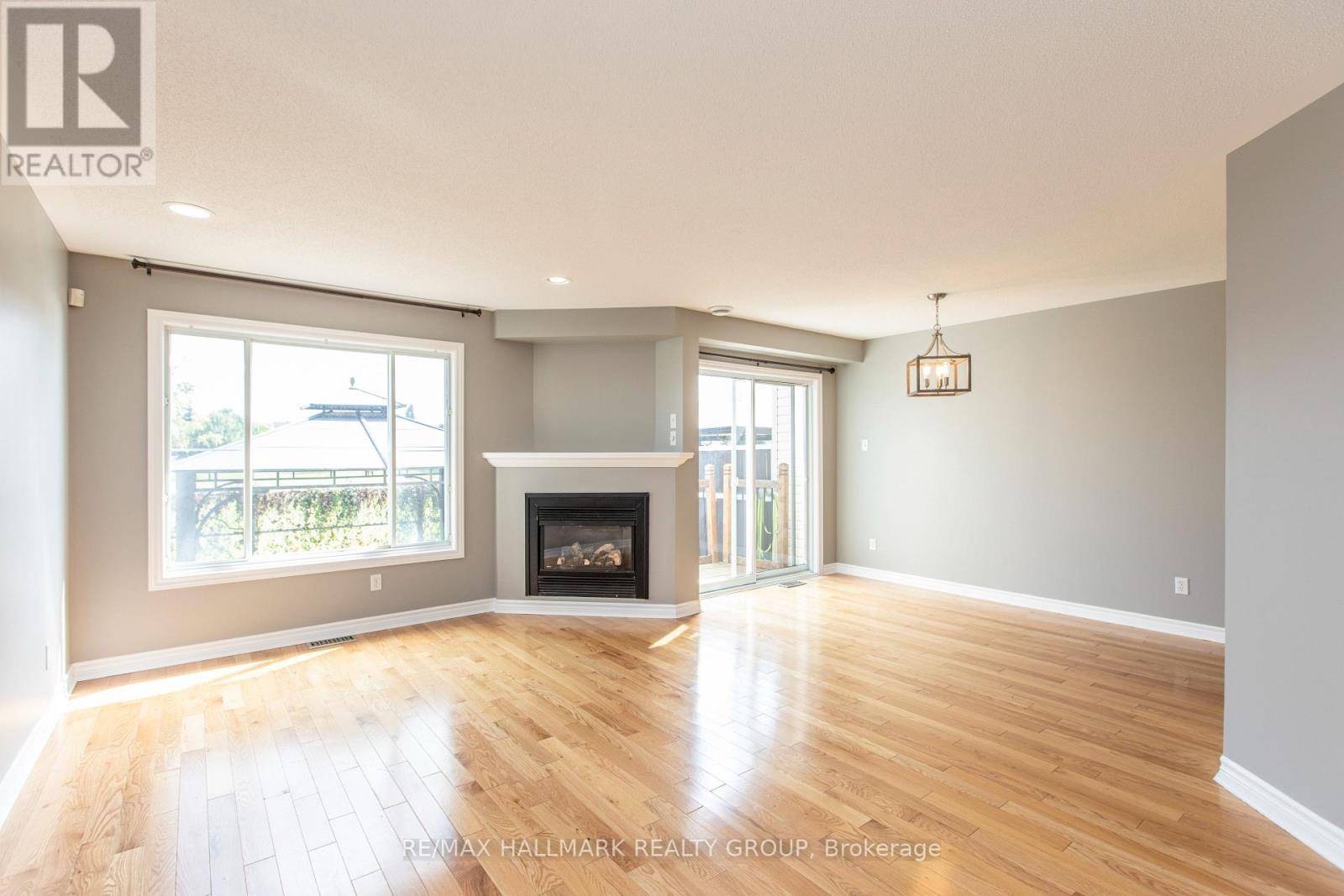 Ottawa, ON K4A4E8,550 RENAISSANCE DRIVE