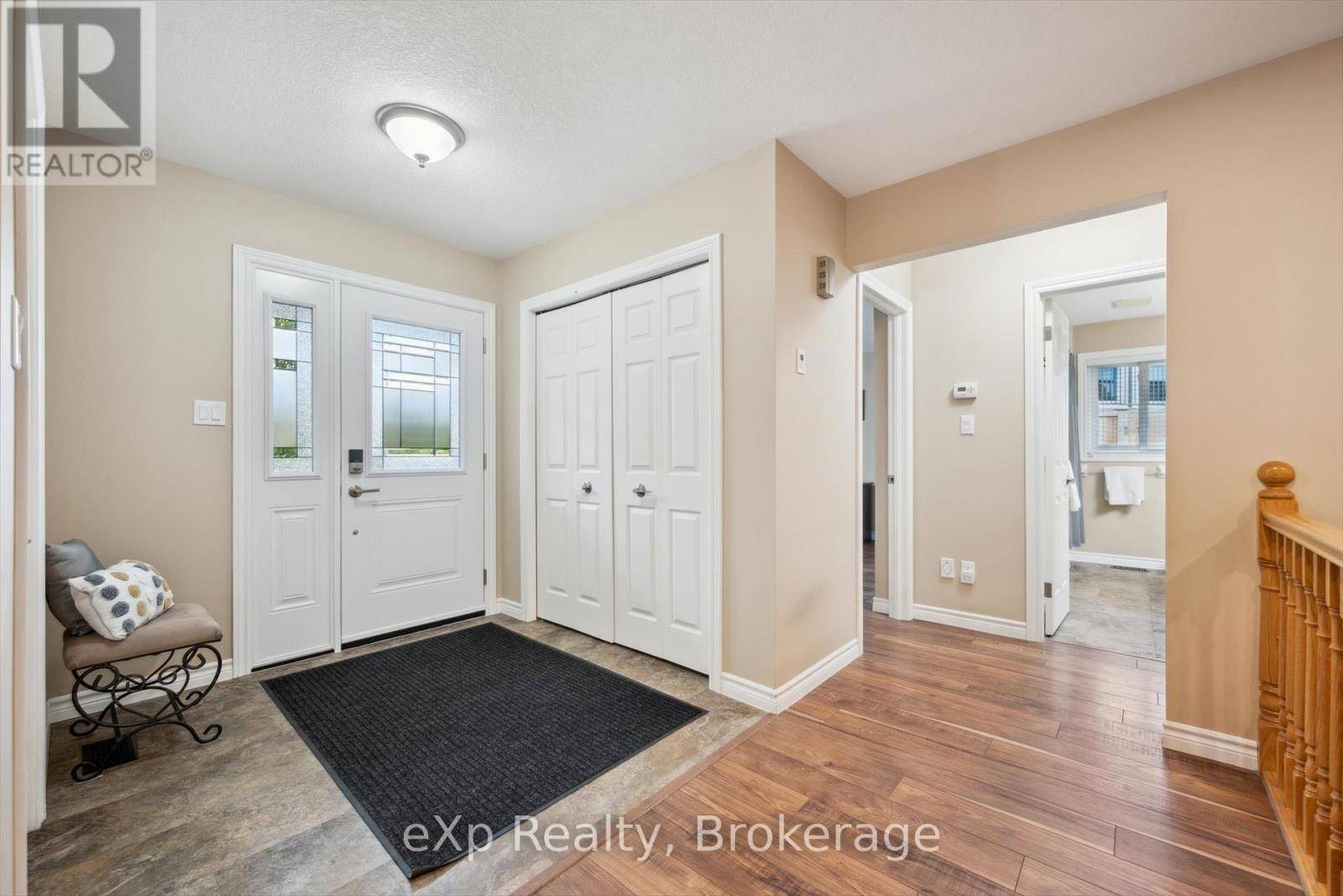 Kitchener, ON N2B3W4,916 KEEWATIN PLACE