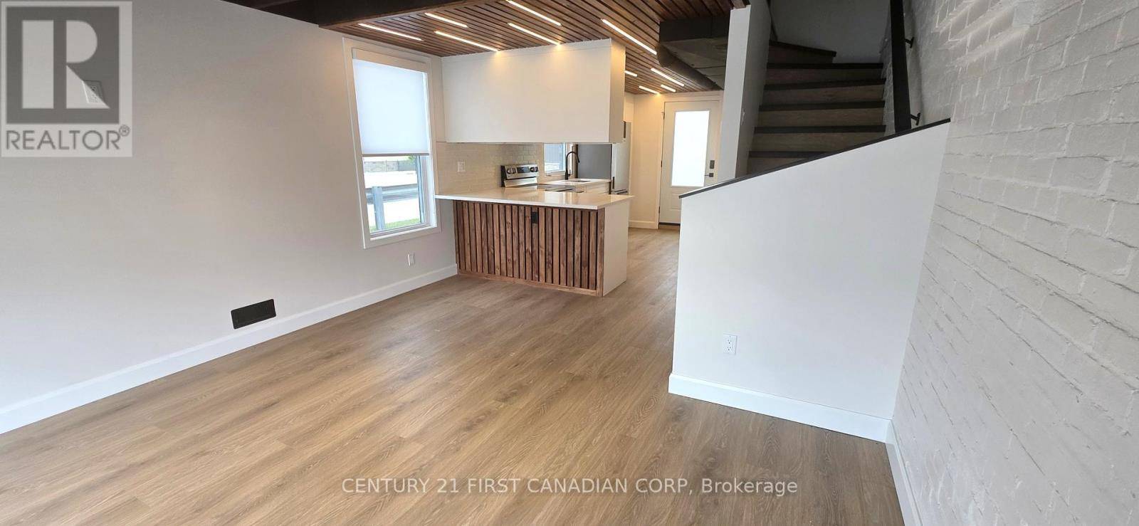 London East (east L), ON N5W2Z8,857 Dundas ST #3