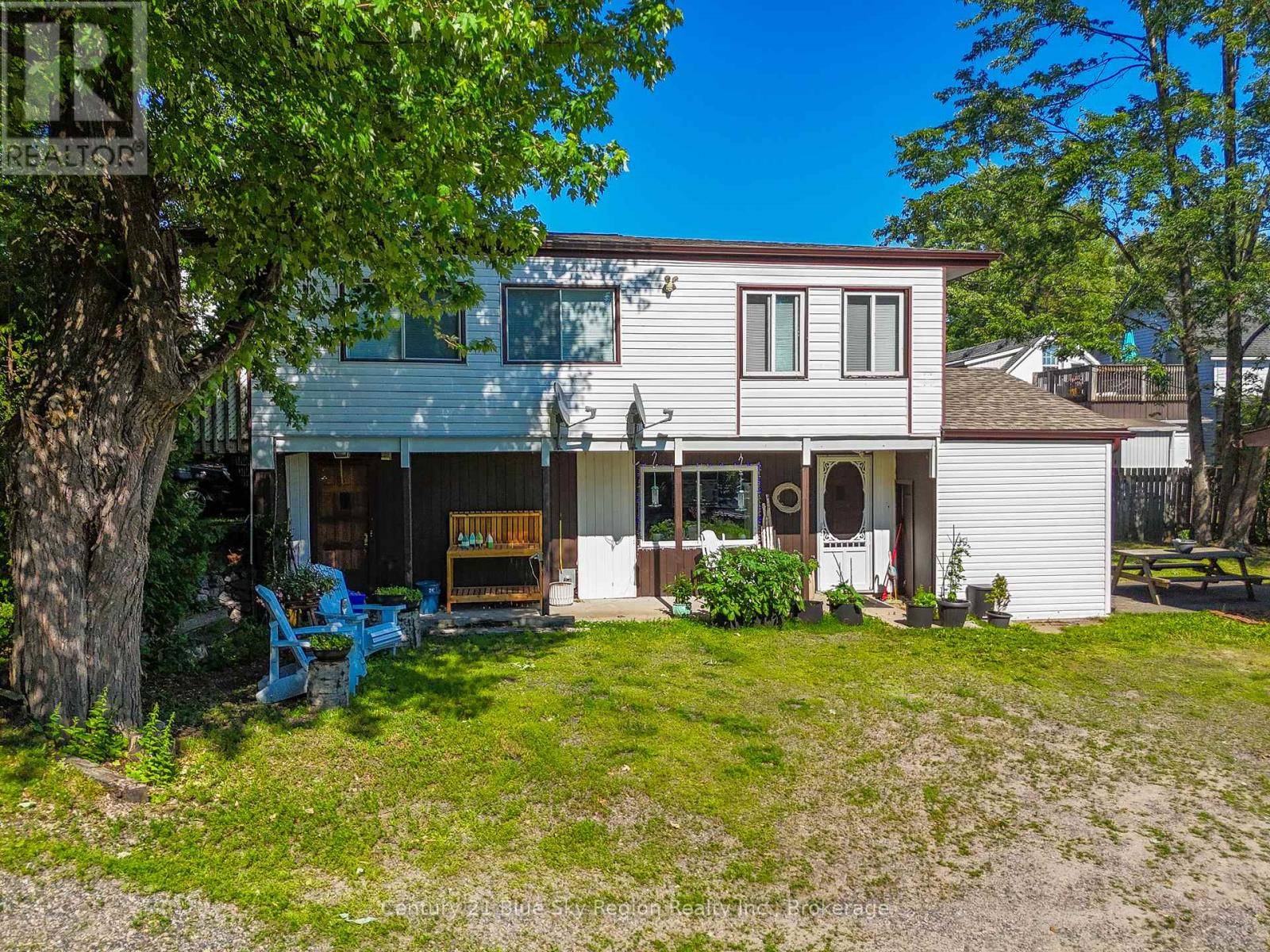 Callander, ON P0H1H0,5 MAIN STREET S