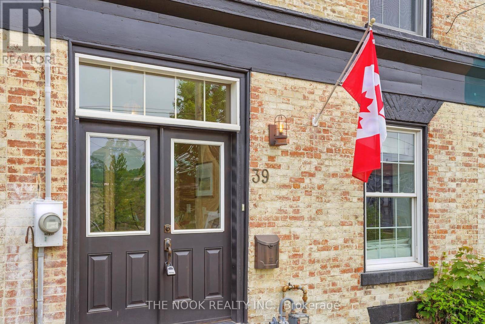 Port Hope, ON L1A2T1,39 MILL STREET N