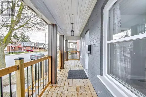 Brantford, ON N3R3T5,242 CLARENCE STREET
