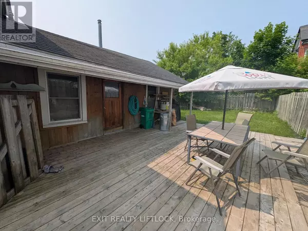 Peterborough (town Ward 3), ON K9H3Z1,413 BETHUNE STREET