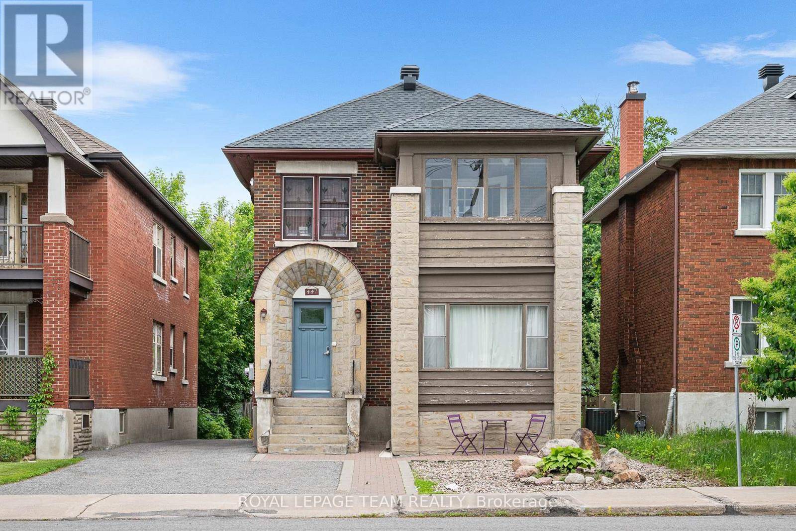 447 Holland AVE #1, Ottawa, ON K1Y0Z4