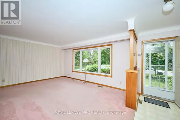 Niagara Falls (morrison), ON L2E6M8,4682 PINEDALE DRIVE