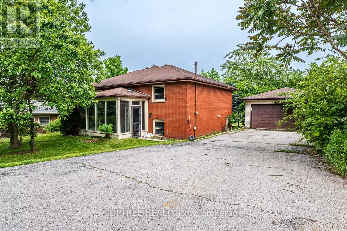 London North (north N), ON N6H2R8,425 RIVERSIDE DRIVE