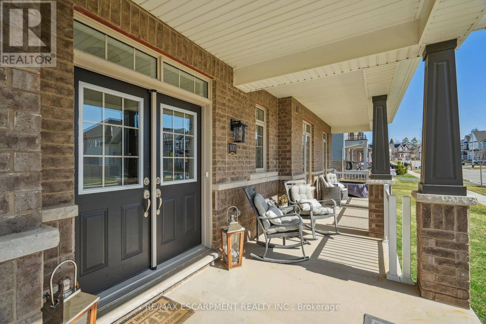 Guelph/eramosa (rockwood), ON N0B2K0,100 TAYLOR AVENUE