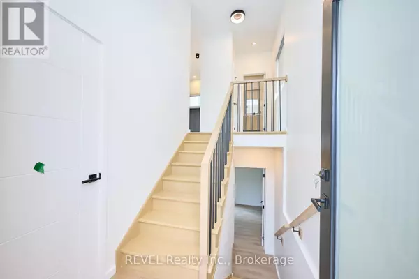 Niagara Falls (cherrywood), ON L2E1X5,5361 Valley Way East #Unit 1