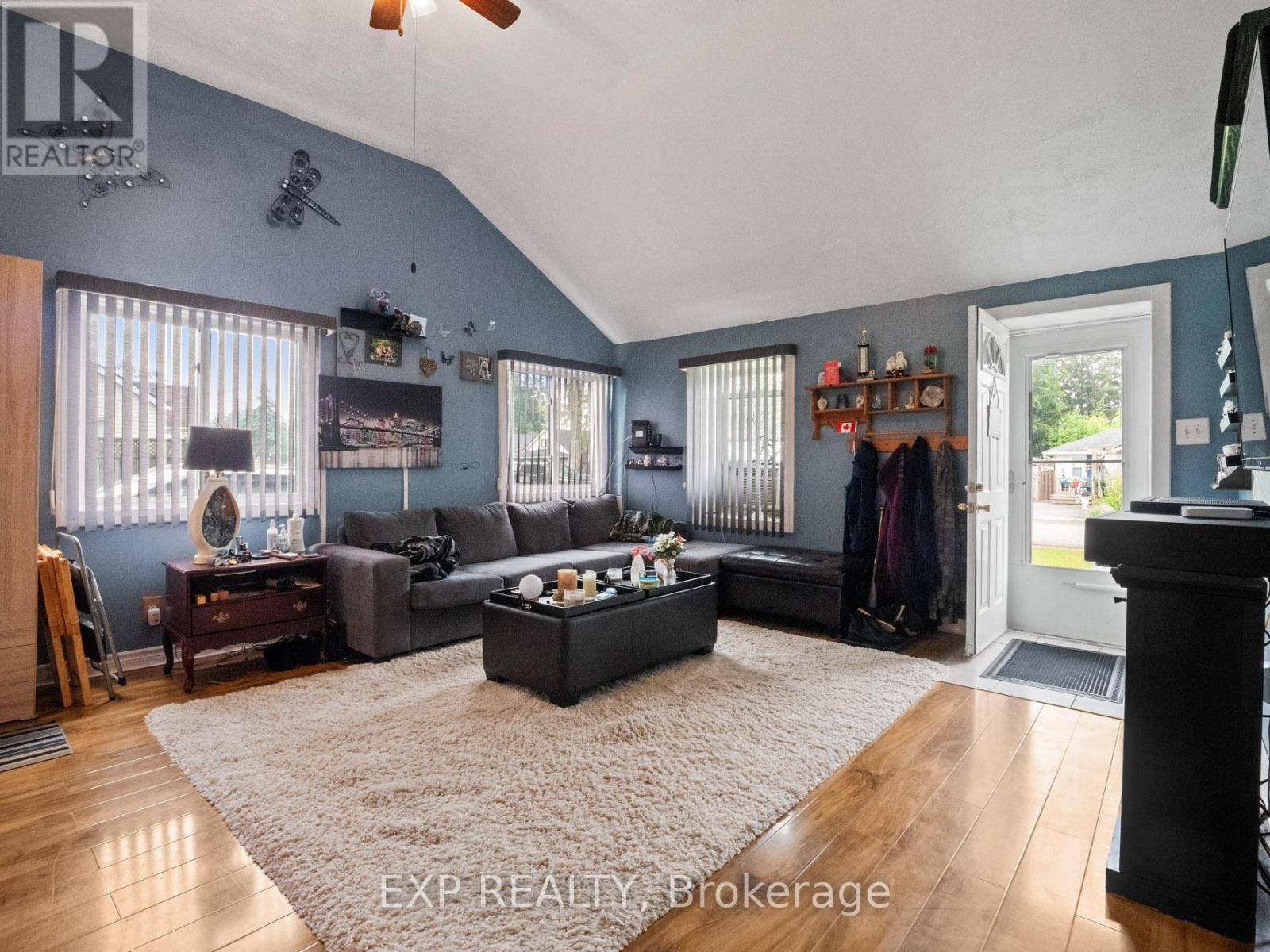 Fort Erie (crystal Beach), ON L0S1B0,3852 BRUNSWICK AVENUE