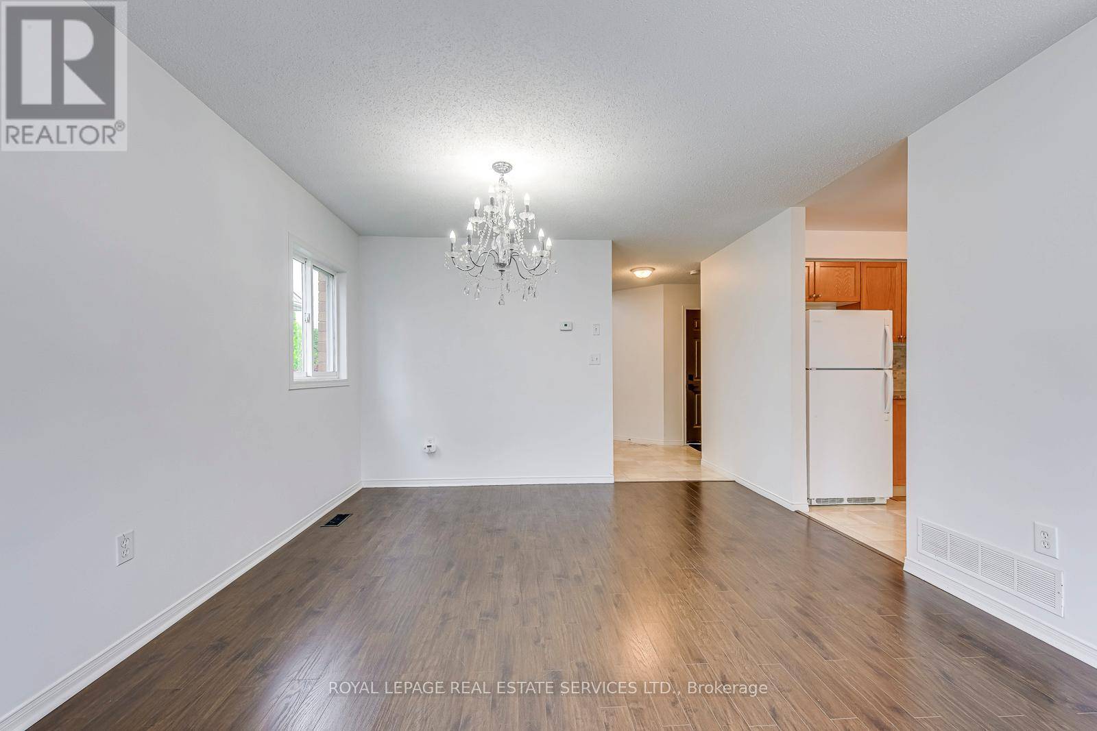 Guelph (pineridge/westminster Woods), ON N1L1P6,31 EUGENE DRIVE