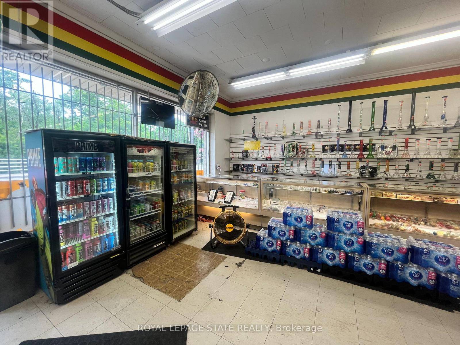 Grimsby (grimsby West), ON L3M1R6,72-74 MAIN STREET W