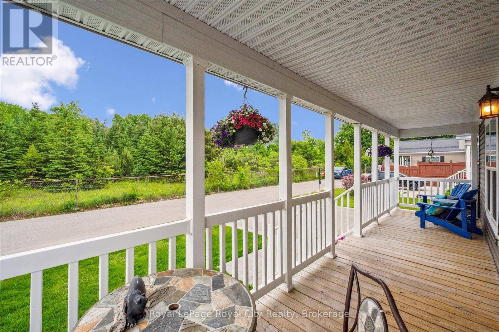 Puslinch, ON N0B2J0,13 BASSWOOD ROAD PVT ROAD