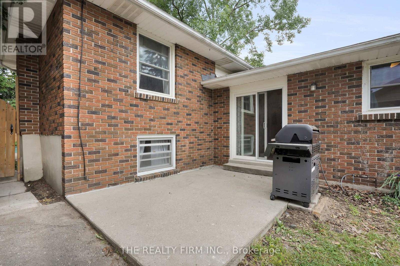 London North (north H), ON N5X2B4,47 CARMEN CRESCENT