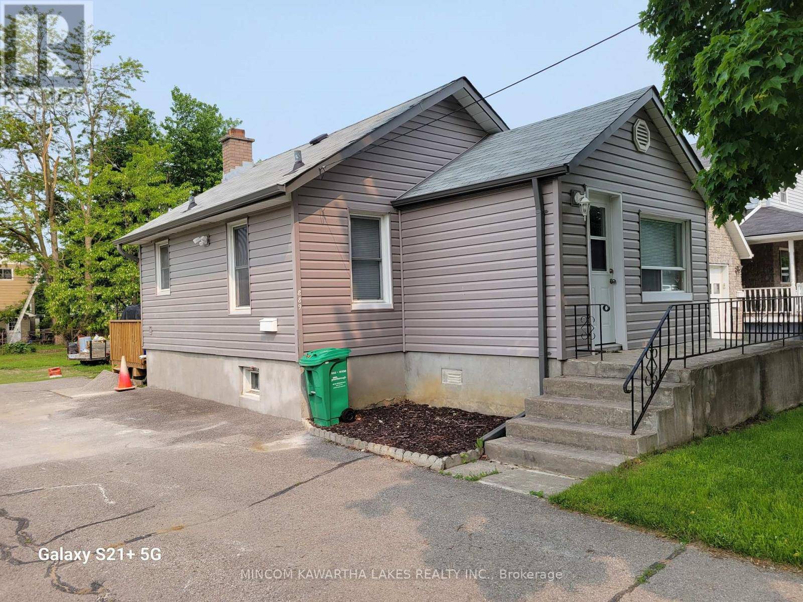 889 WESTERN AVENUE, Peterborough Central (south), ON K9J5W1