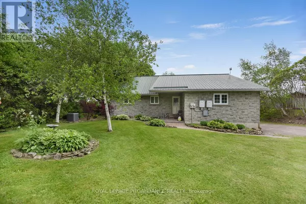 2111 COUNTY ROAD 2 ROAD E, Edwardsburgh/cardinal, ON K0E1T1