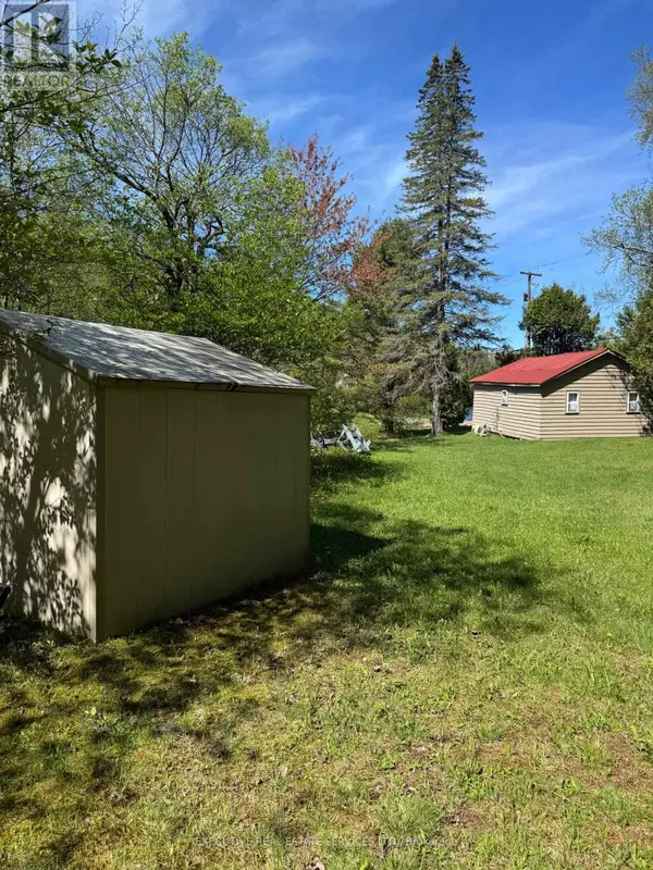 Lake Of Bays (mclean), ON P0B1A0,1438 ECHO LAKE ROAD