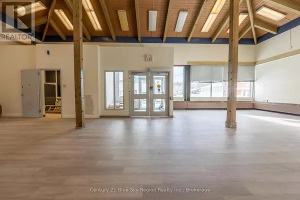 Temagami, ON P0H2H0,6730 HIGHWAY 11 N