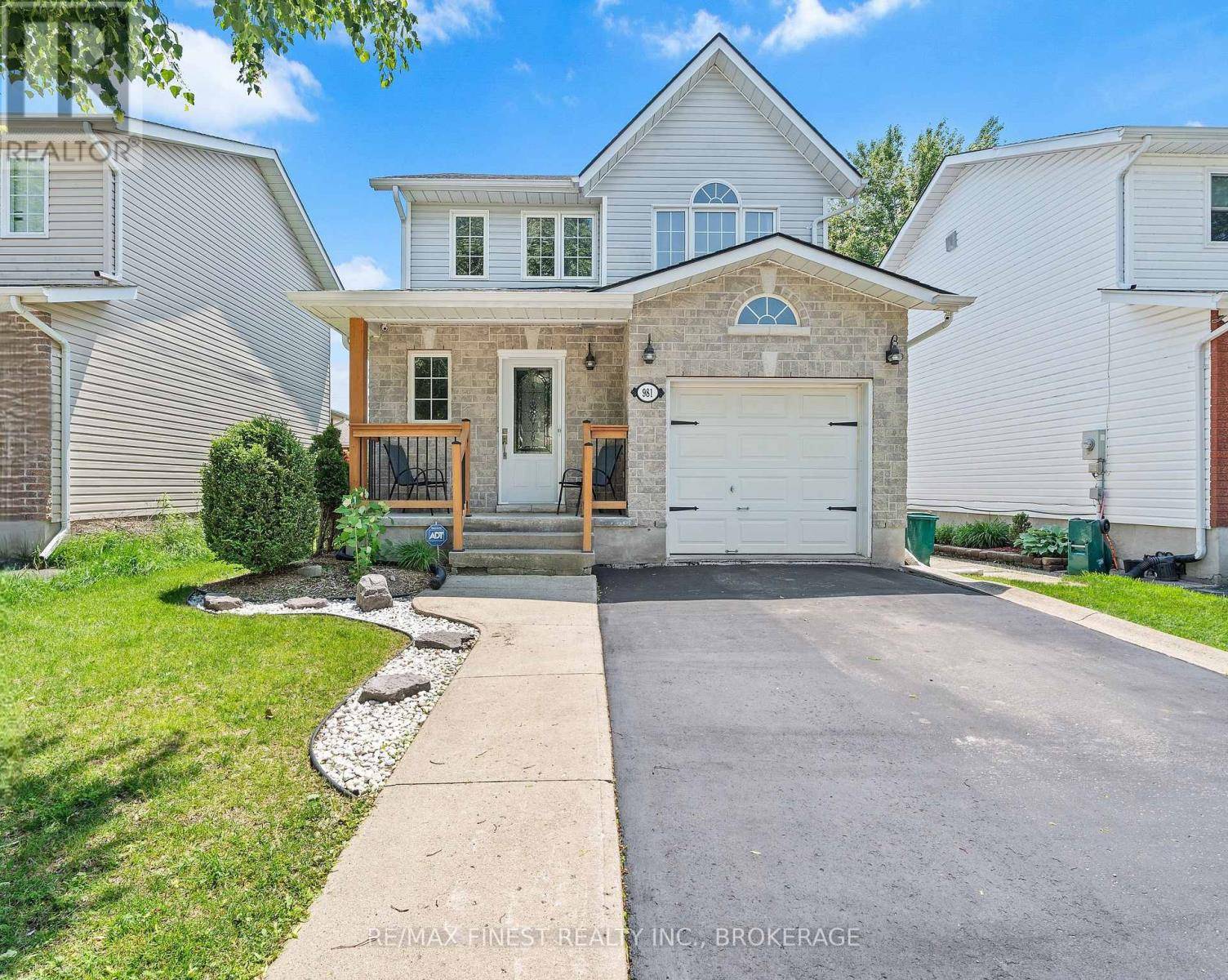 981 RAINBOW CRESCENT, Kingston (kingston East (incl Barret Crt)), ON K7K7J3