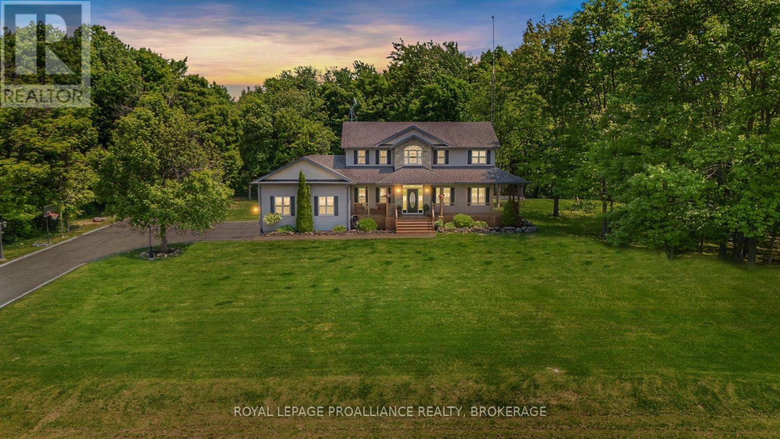 10 OWEN AVENUE, Front Of Leeds & Seeleys Bay, ON K7G2V4