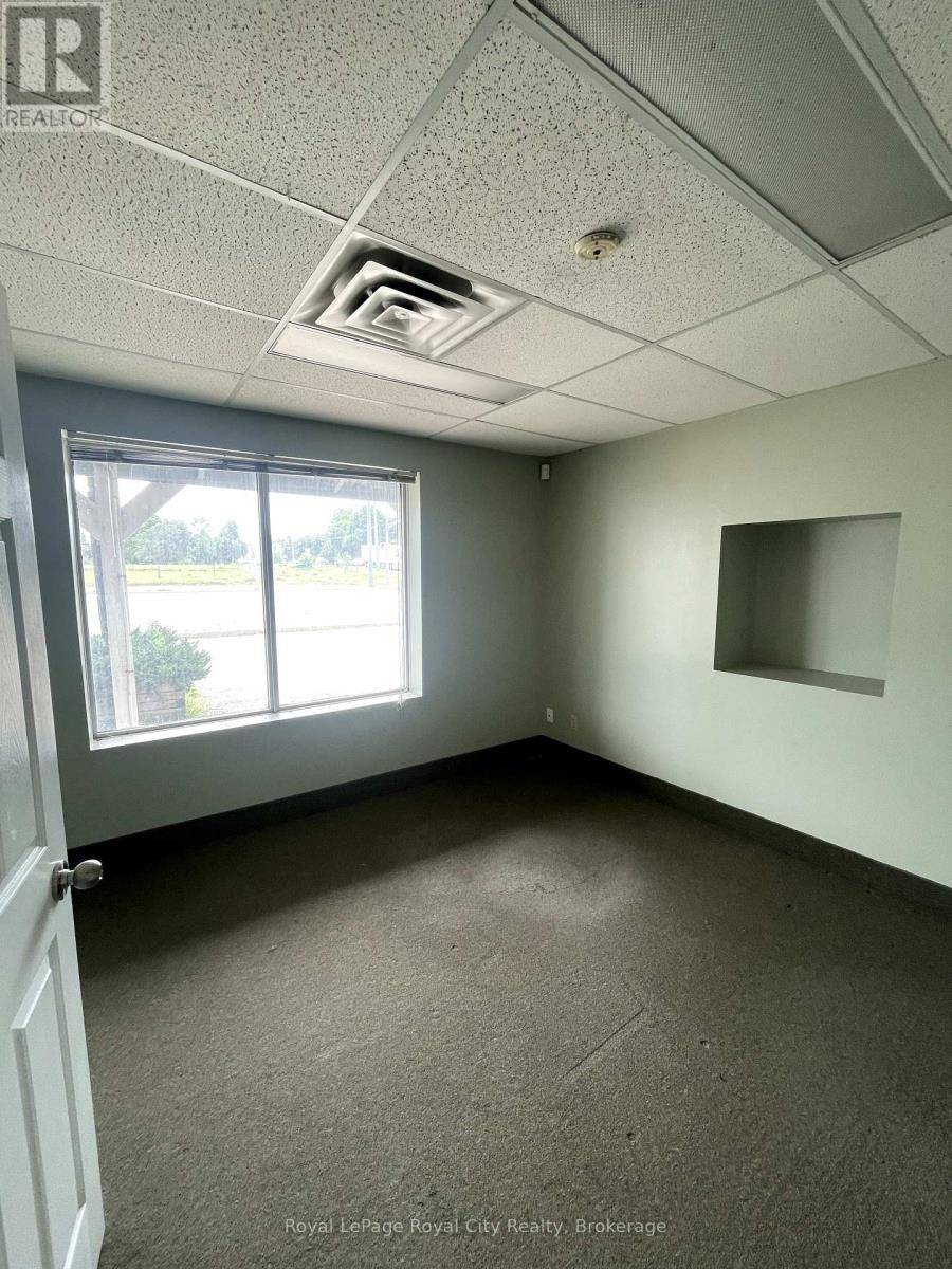 Guelph/eramosa, ON N1H6J2,5551 HWY 6 N