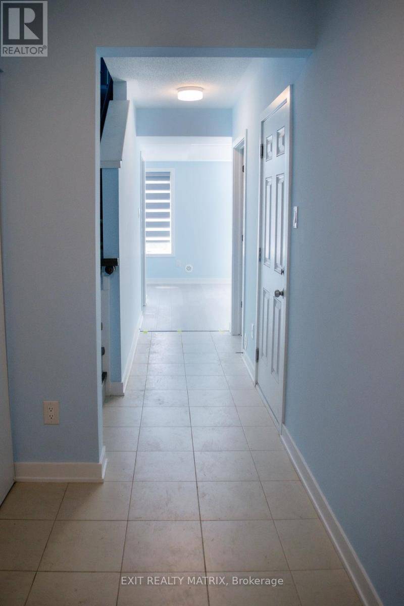 Ottawa, ON K2S3B2,531 WOVEN PRIVATE NW