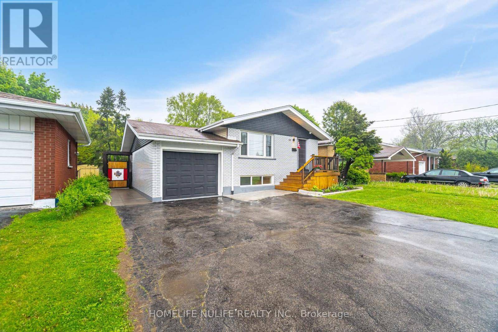 297 MOHAWK ROAD W, Hamilton (rolston), ON L9C1W2
