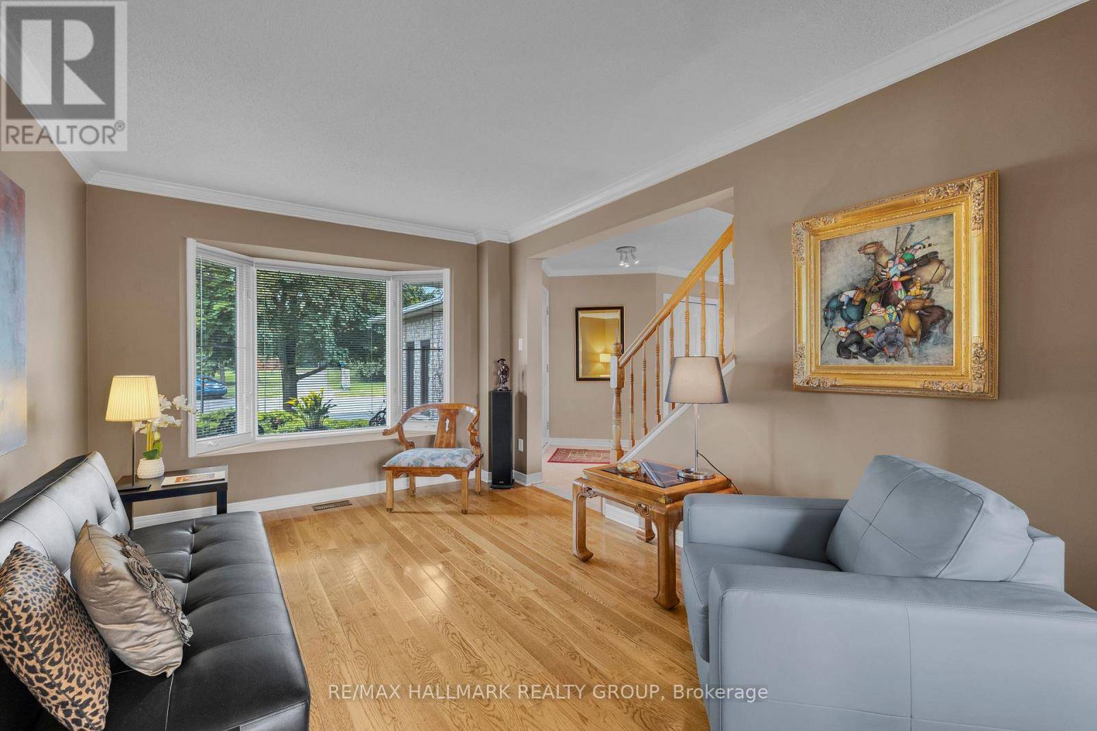 Ottawa, ON K1G5X4,59 FORESTGLADE CRESCENT