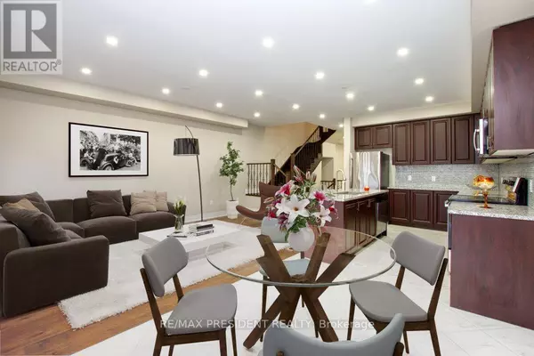 Lincoln (beamsville), ON L0R1B6,4099 MAITLAND STREET