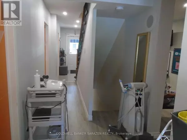 Ottawa, ON K1R5P2,563 Gladstone AVE North #22
