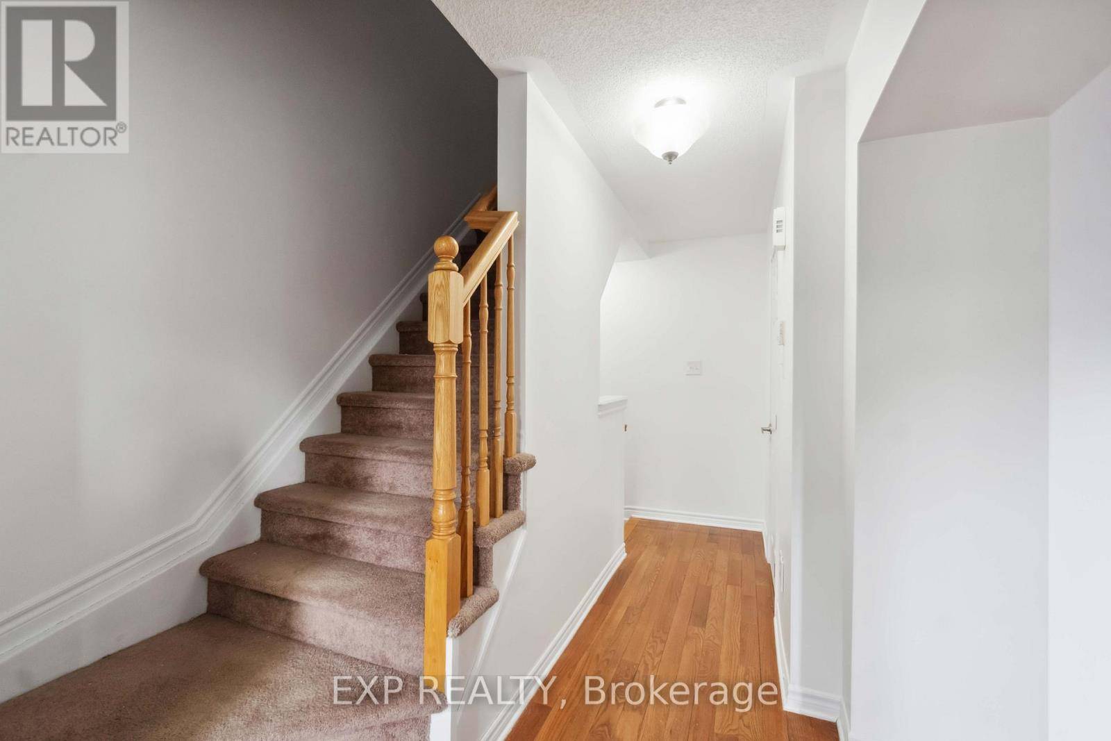 Ottawa, ON K2J0X1,2307 BLUE ASTER STREET