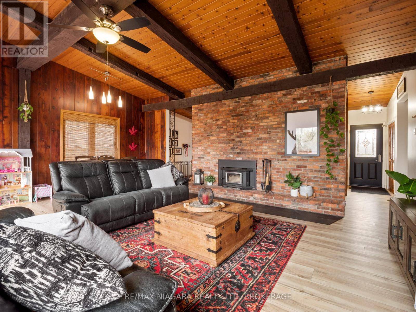 320 ALBANY STREET, Fort Erie (lakeshore), ON L2A1L9