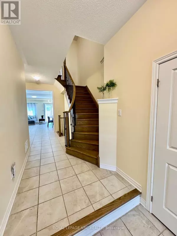 Thorold (rolling Meadows), ON L0S1A0,45 SPARKLE DRIVE