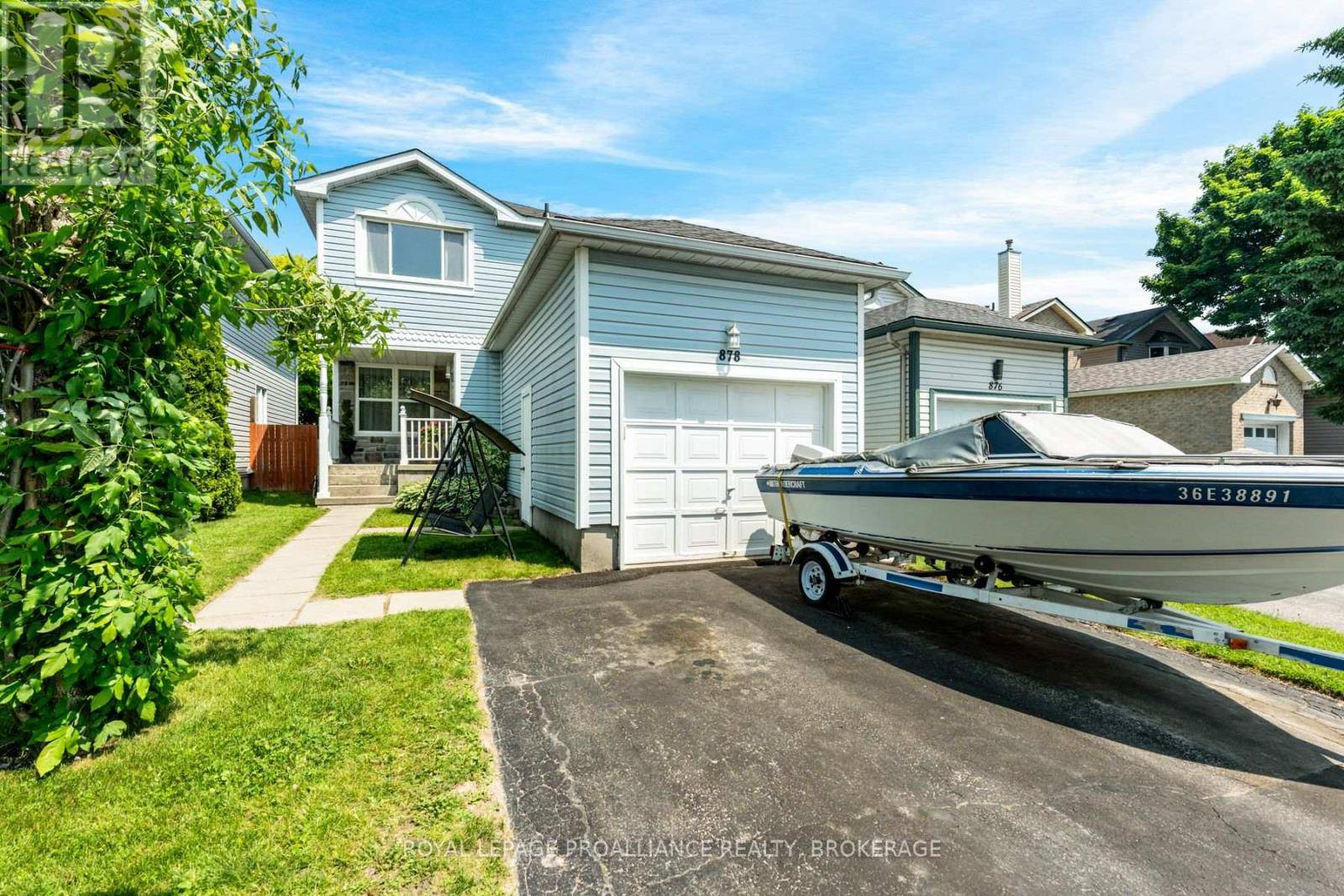 Kingston (east Gardiners Rd), ON K7M8L2,878 WALKER COURT