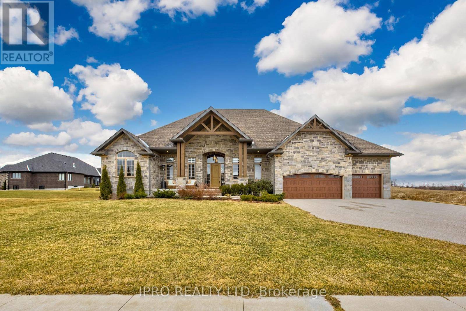 111 SUNSET HILLS CRESCENT, Woolwich, ON N0B2B0