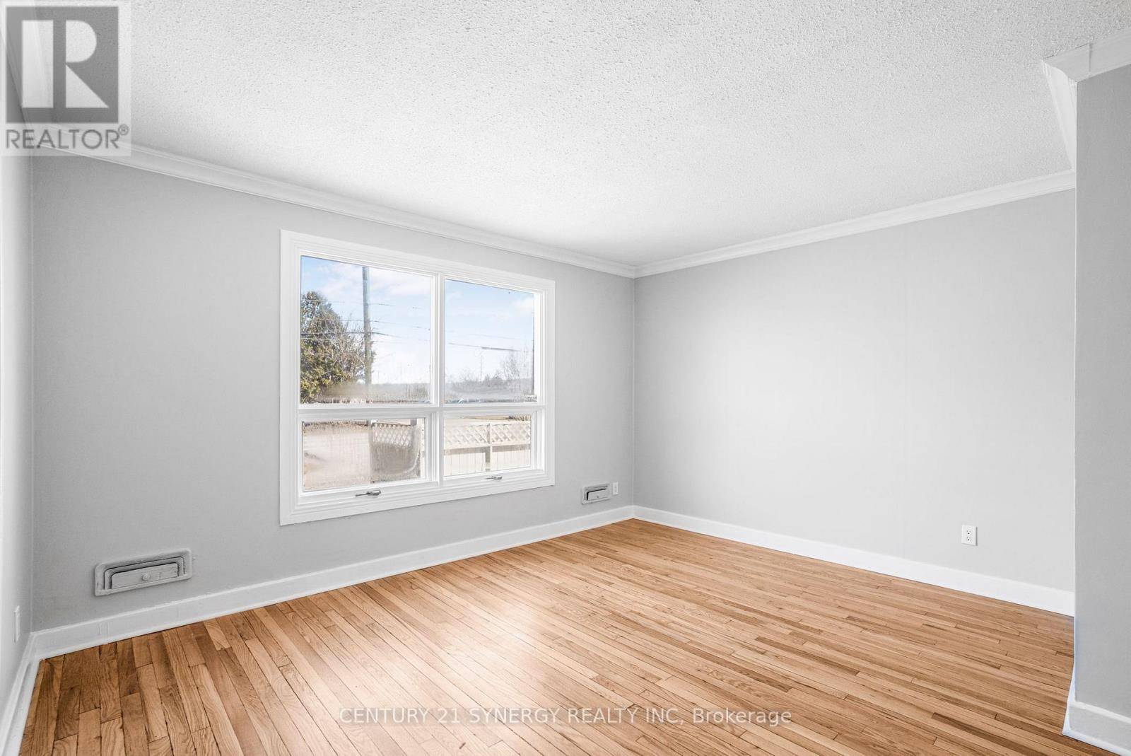 Ottawa, ON K2S1B9,14 JOHNWOODS STREET
