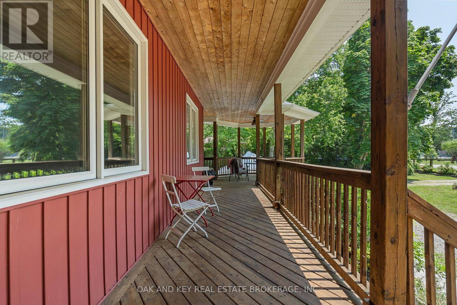 Lambton Shores (port Franks), ON N0M2L0,10016 PORT FRANKS ROAD