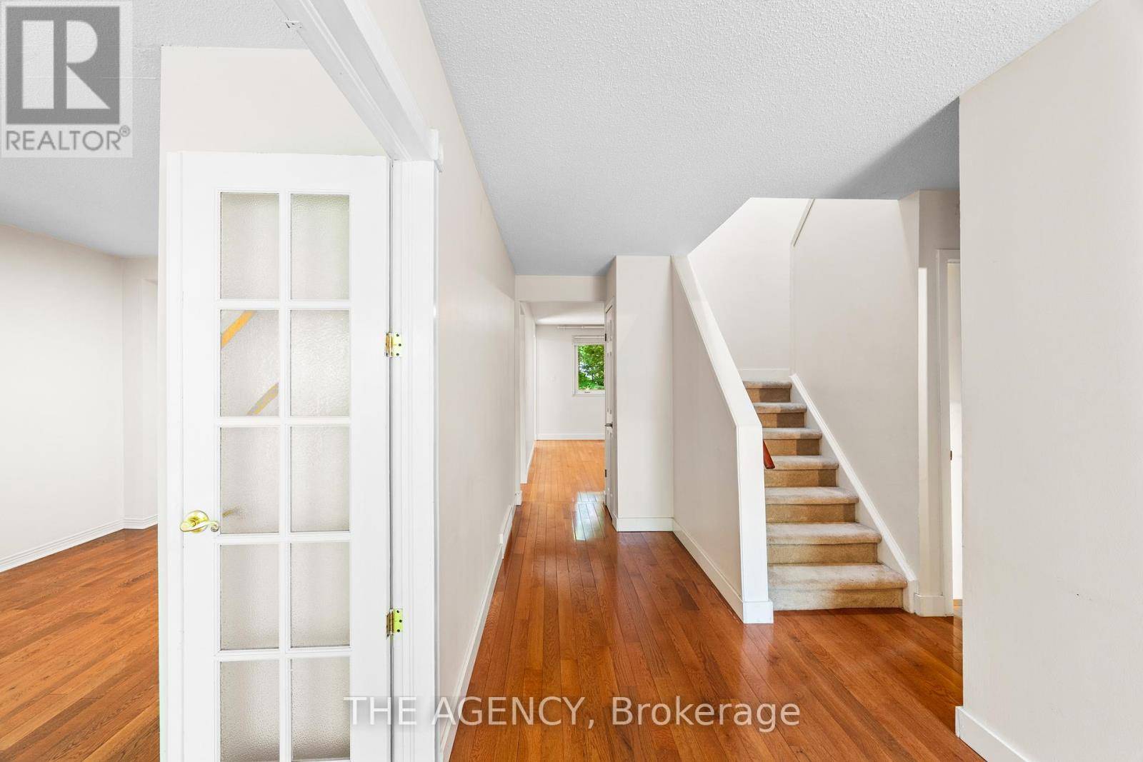 Guelph (dovercliffe Park/old University), ON N1G2W5,27 WILSONVIEW AVENUE