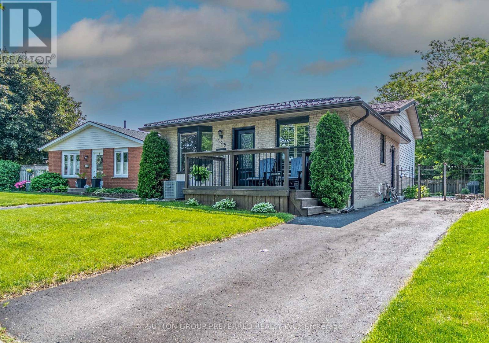 London East (east I), ON N5V4E2,695 RAILTON AVENUE