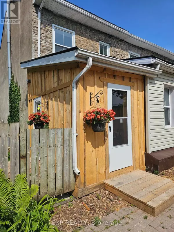 60 JOHN STREET, Brockville, ON K6V5A7