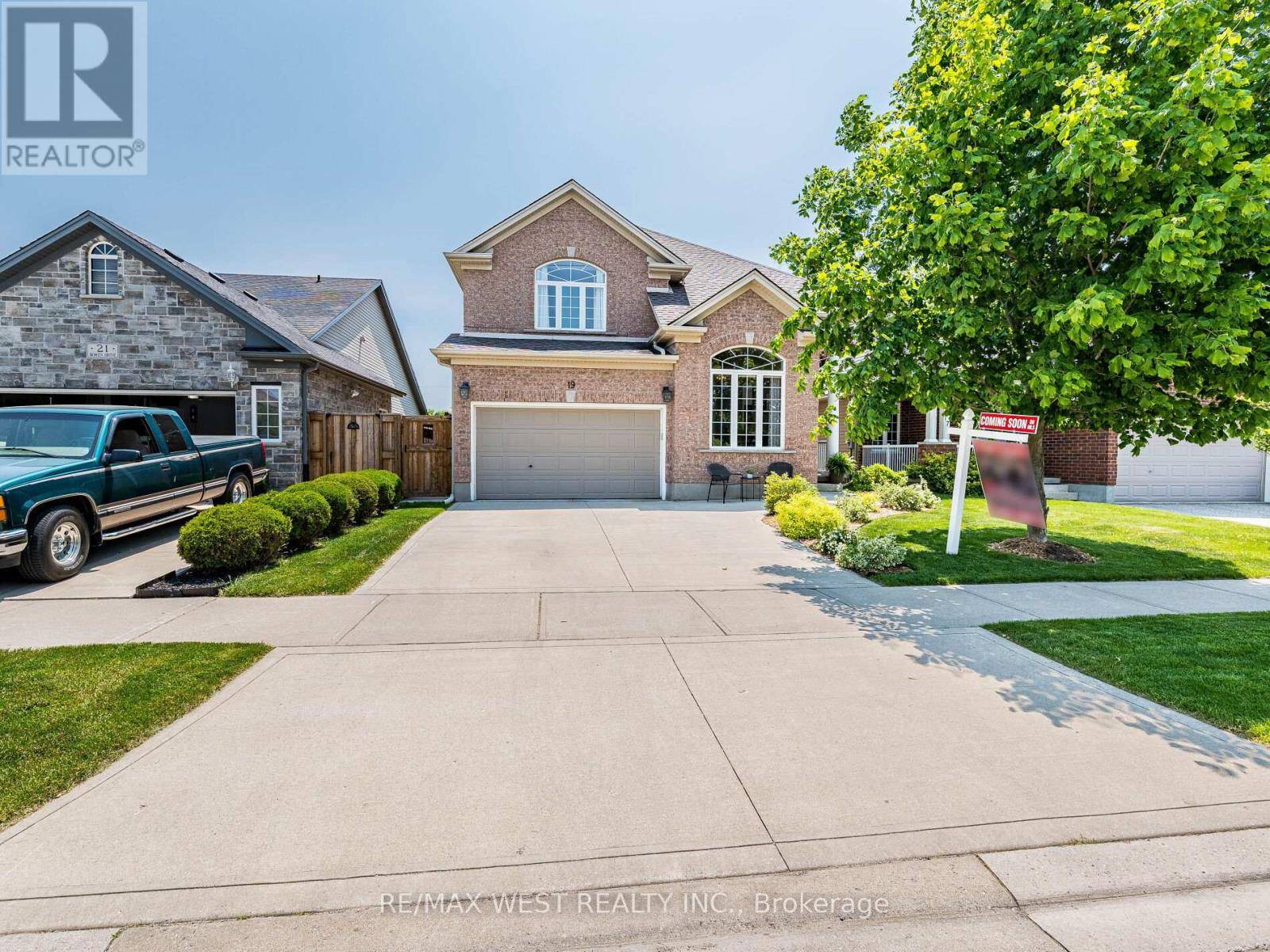 19 BOWEN DRIVE, Guelph (victoria North), ON N1E0C9