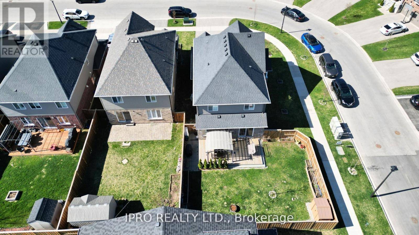 Stratford, ON N5A0G5,194 BRADSHAW DRIVE