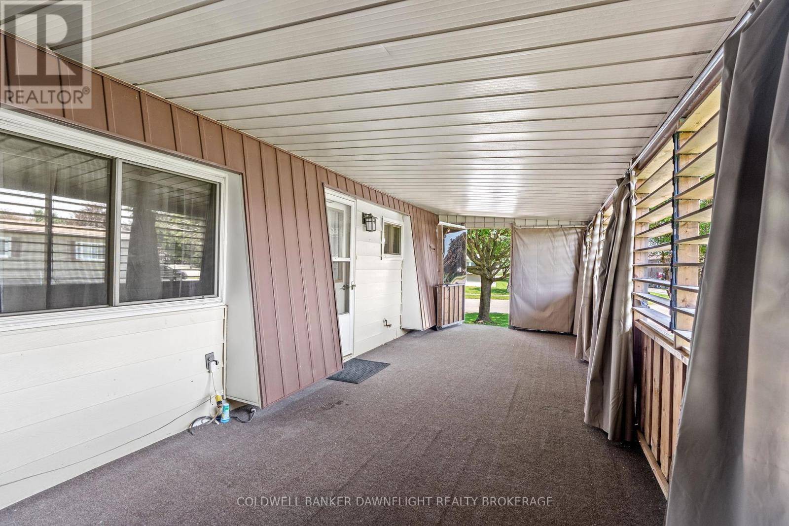 South Huron (exeter), ON N0M1S3,29 KALISCH AVENUE