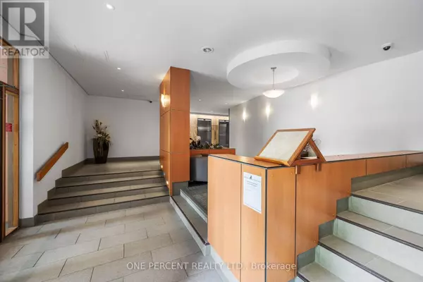 Ottawa, ON K1N8X6,373 Laurier AVE East #201
