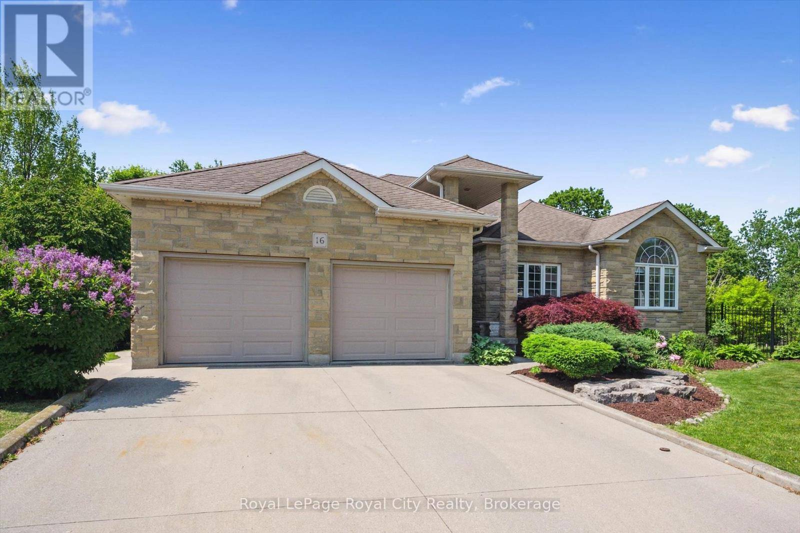 Guelph (pineridge/westminster Woods), ON N1L1K3,16 ELDERBERRY COURT