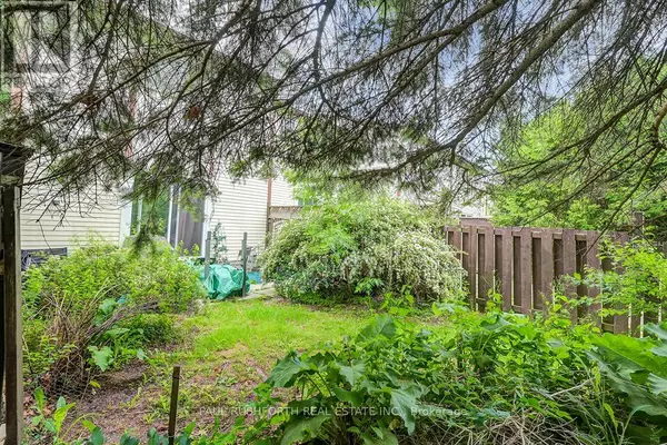 Ottawa, ON K1C3E9,1155 MILLWOOD COURT