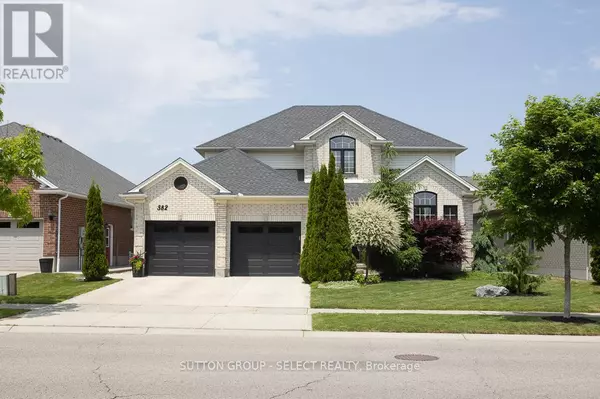 382 PLANE TREE DRIVE, London North (north R), ON N6G5J4
