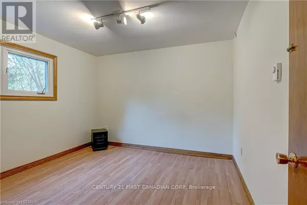 London North (north B), ON N5X3V5,28 REDFORD ROAD