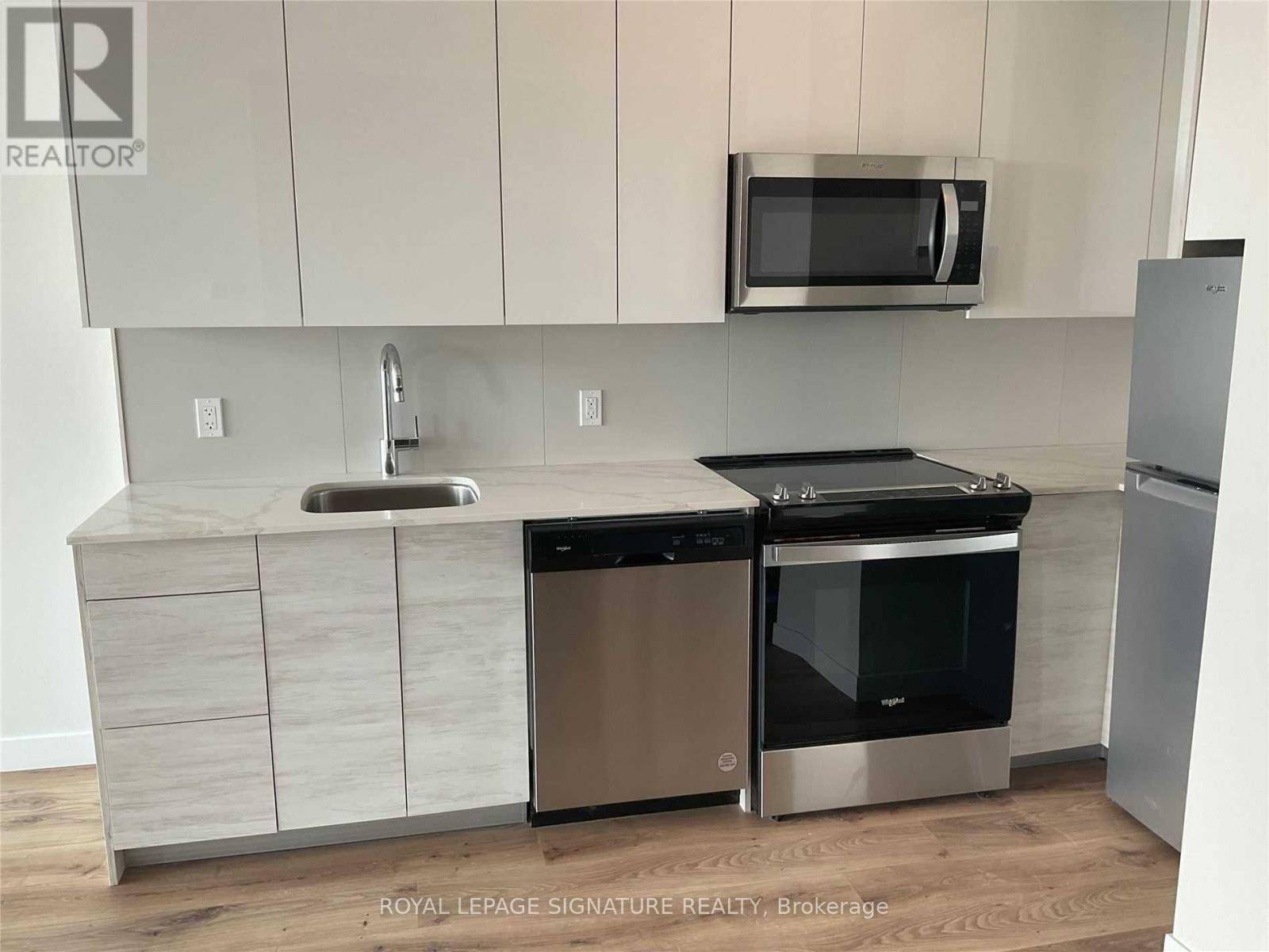 60 Frederick ST #2811, Kitchener, ON N2H0C7