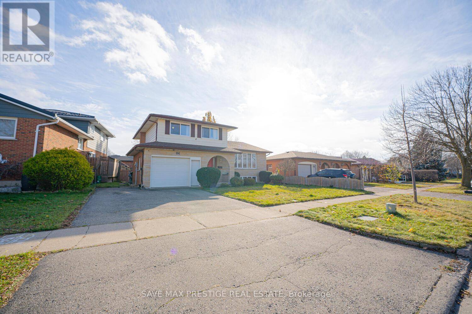 Kitchener, ON N2B3K5,84 WIMBLETON CRESCENT